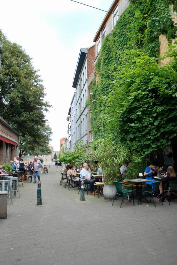 Historical Miniature House In The Heart Of Antwerp Antuérpia Exterior foto