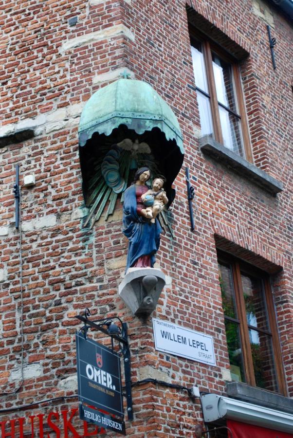 Historical Miniature House In The Heart Of Antwerp Antuérpia Exterior foto